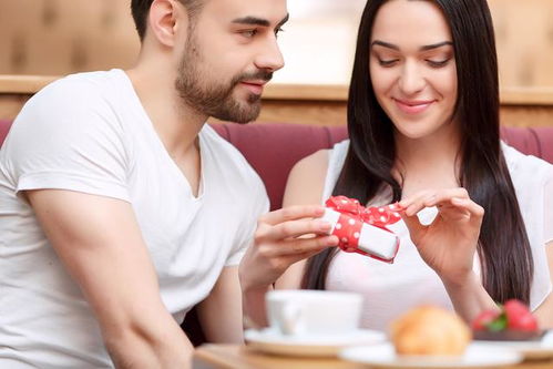 男子醉酒好友自拍（一个男生喝醉酒发自拍问女