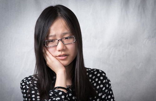 塑料勺子放锅里受热了有毒吗