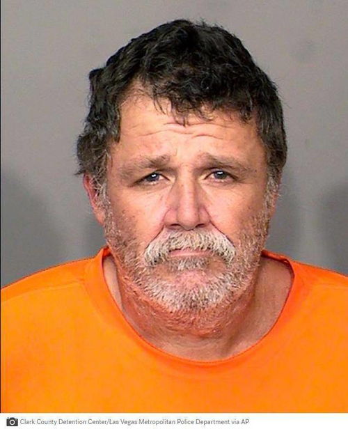 美国双头同体姐妹的生活