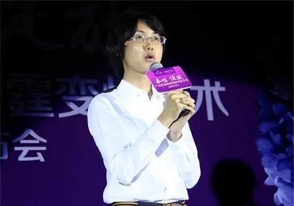 杜甫诗中的马嵬驿之变：杨贵妃并非缢杀