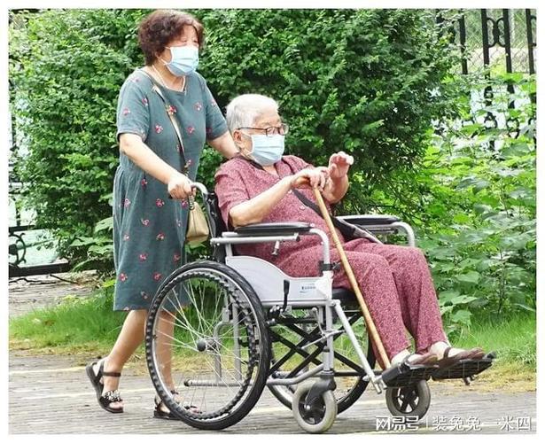 酸菜蒸饺开锅蒸几分钟