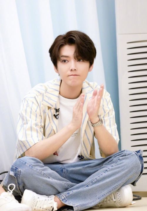 全天带孩子保姆多少钱